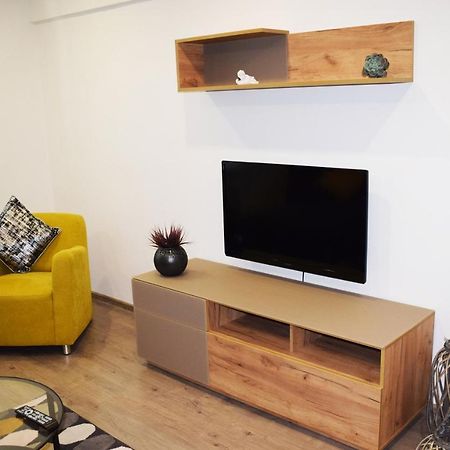 Center City Apartment II Нітра Екстер'єр фото