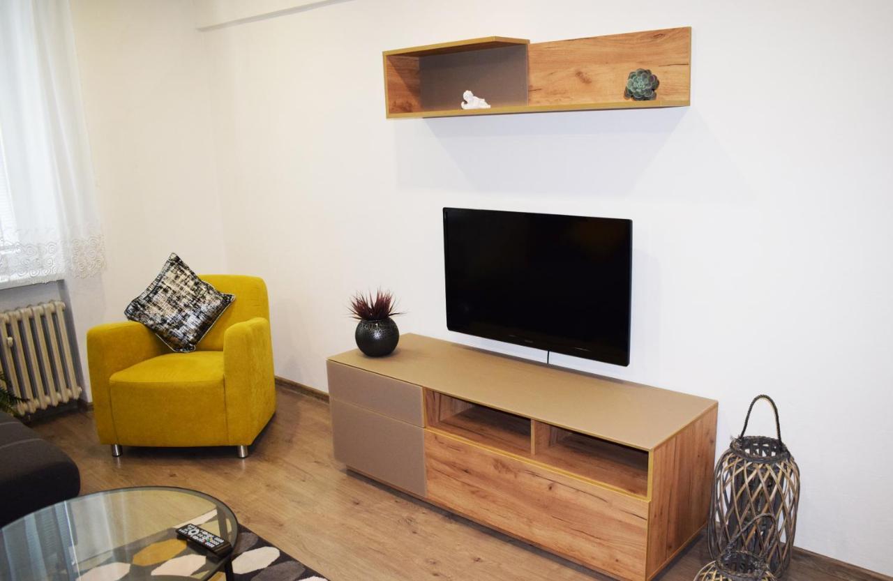 Center City Apartment II Нітра Екстер'єр фото