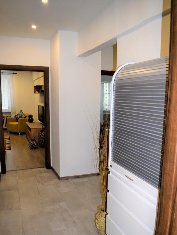 Center City Apartment II Нітра Екстер'єр фото